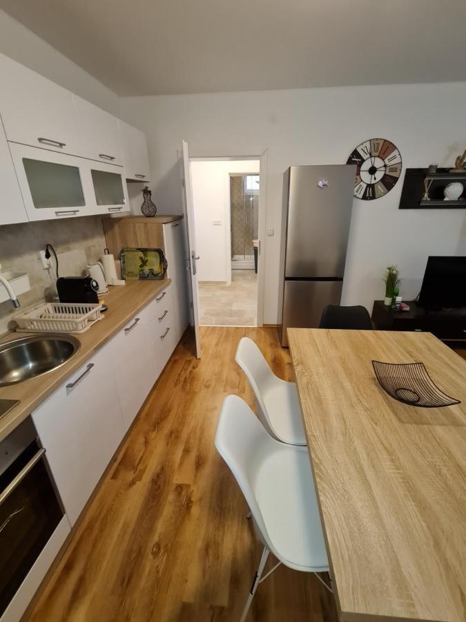 Delfin Vidalici Apartman Apartment Kustići Exterior foto